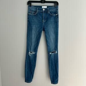 Current/Elliott Skinny Destroyed Jeans Size 26